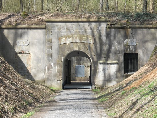 Reconversion du site de l’ancien Fort d’Emines en un parc de loisirs indoor et outdoor